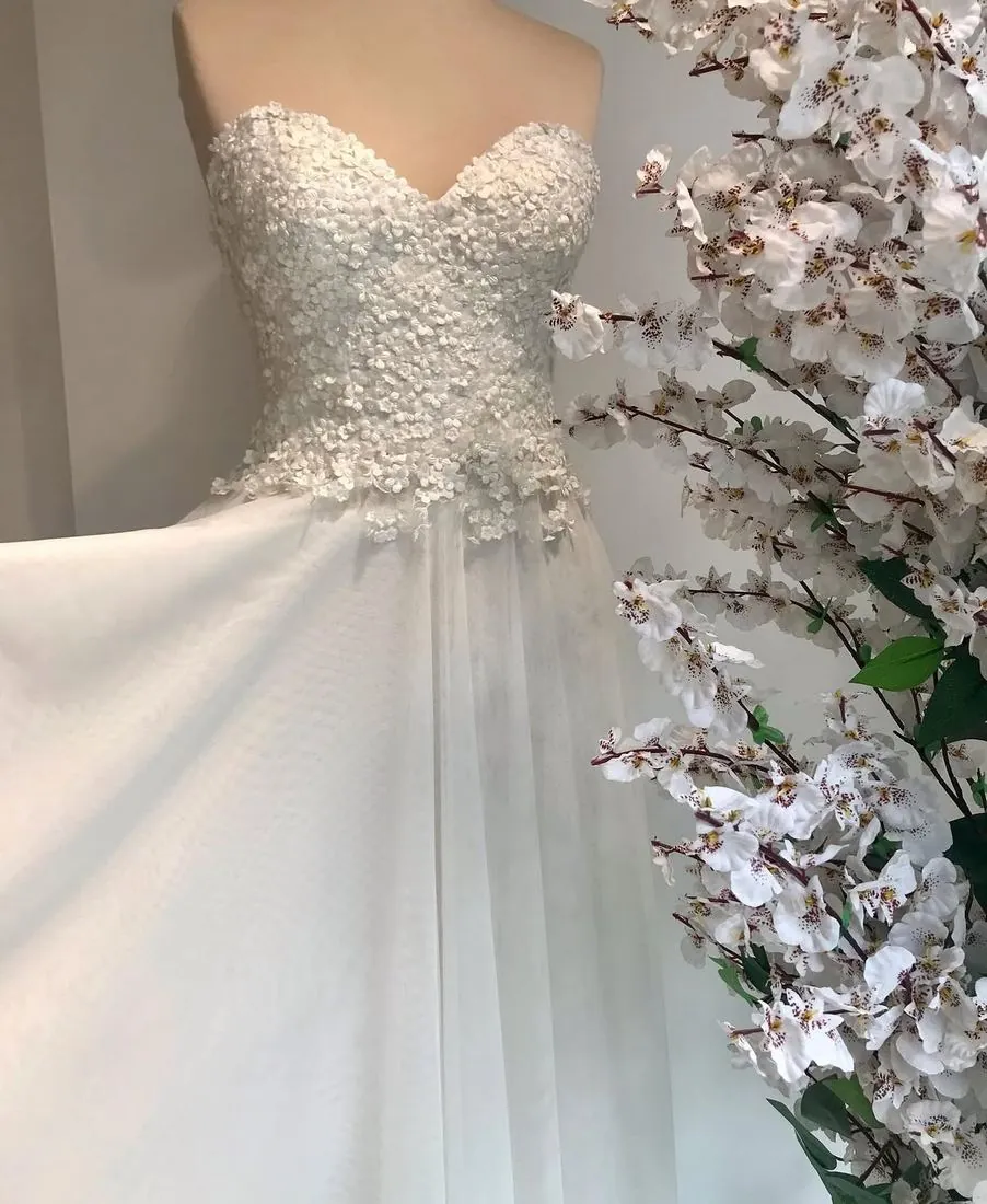 Petal Bodice by Karmen Aksu